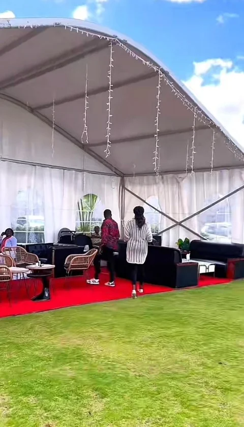 Outdoor Lounge